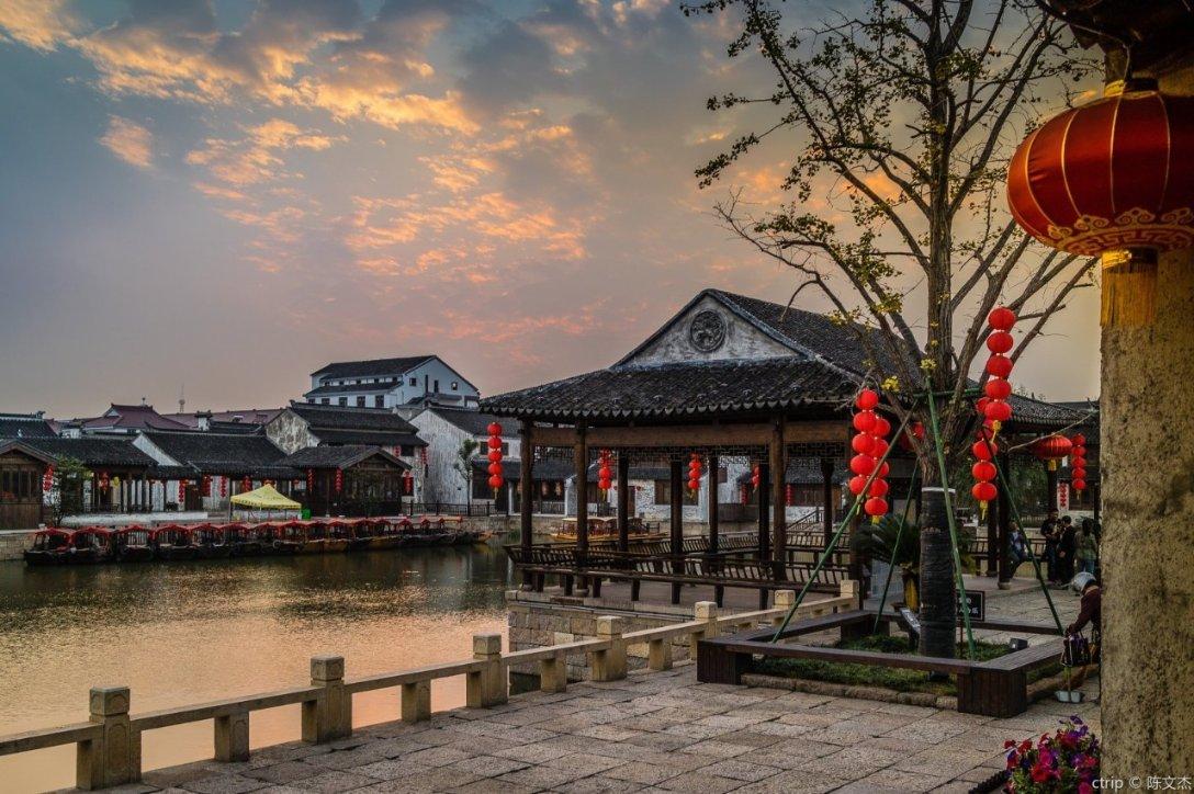 《躲过杨紫,被高学历小青衣惊艳,久久爱》